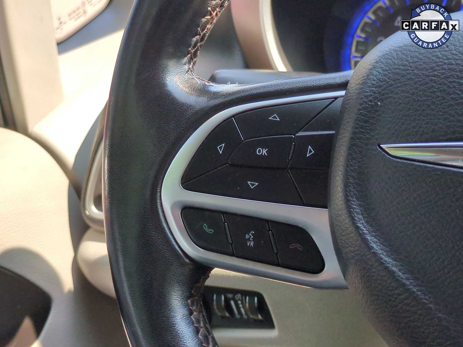 Thumbnail: 2019 Chrysler Pacifica - 24