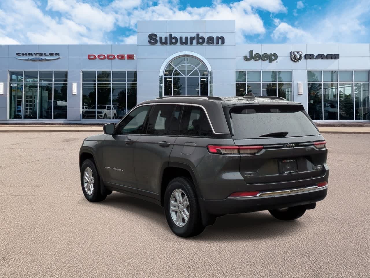 Thumbnail: 2023 Jeep Grand Cherokee - 6