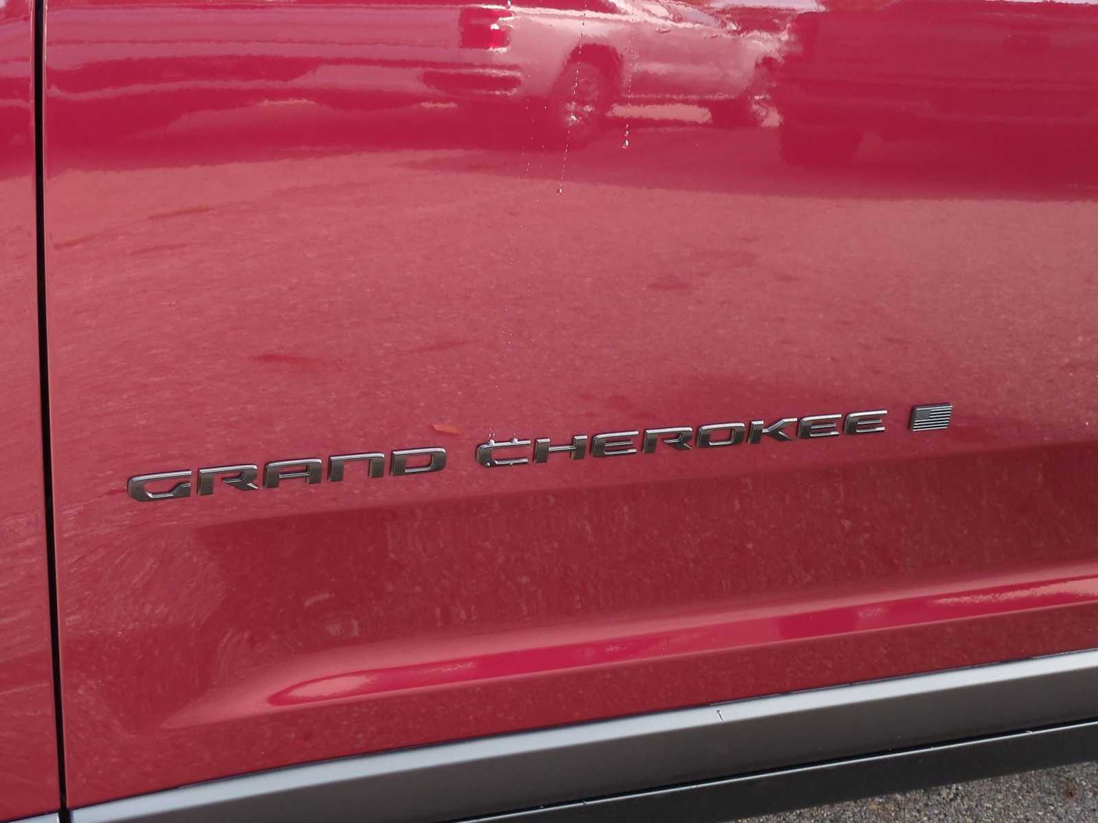 Thumbnail: 2025 Jeep Grand Cherokee - 13