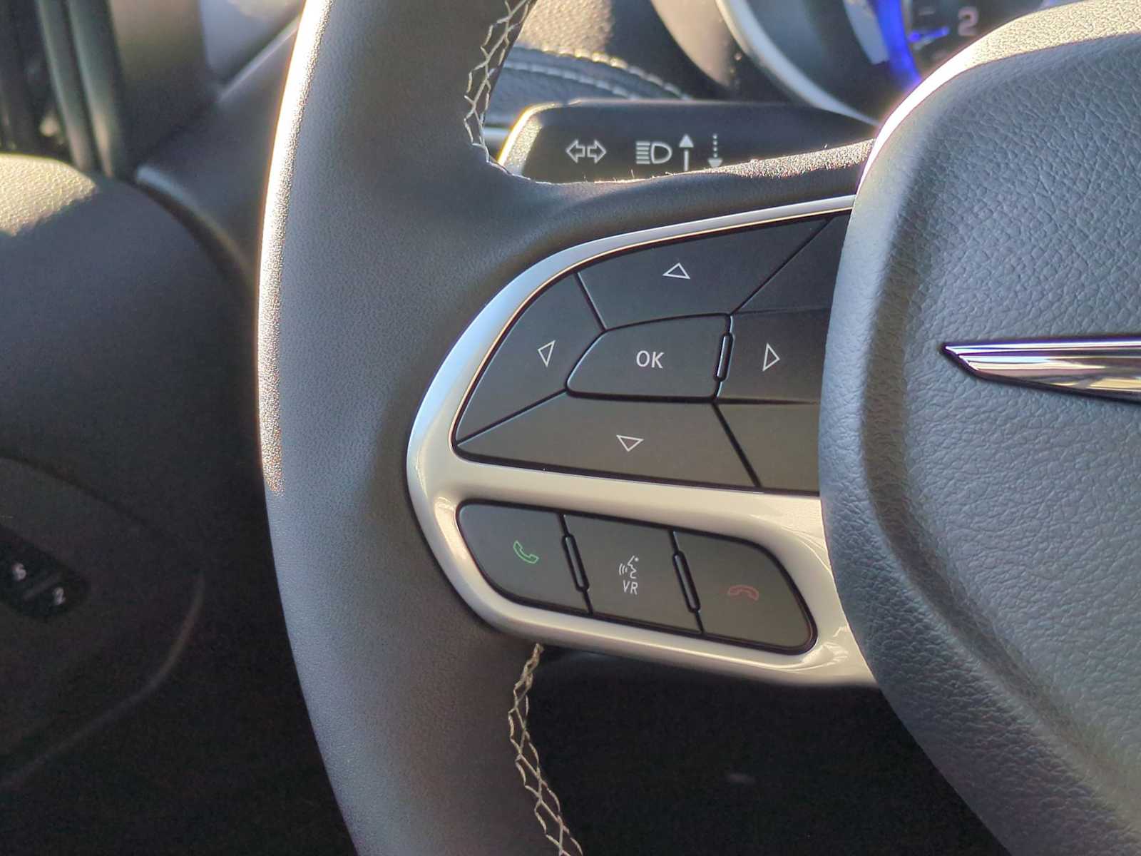 Thumbnail: 2026 Chrysler Pacifica - 25