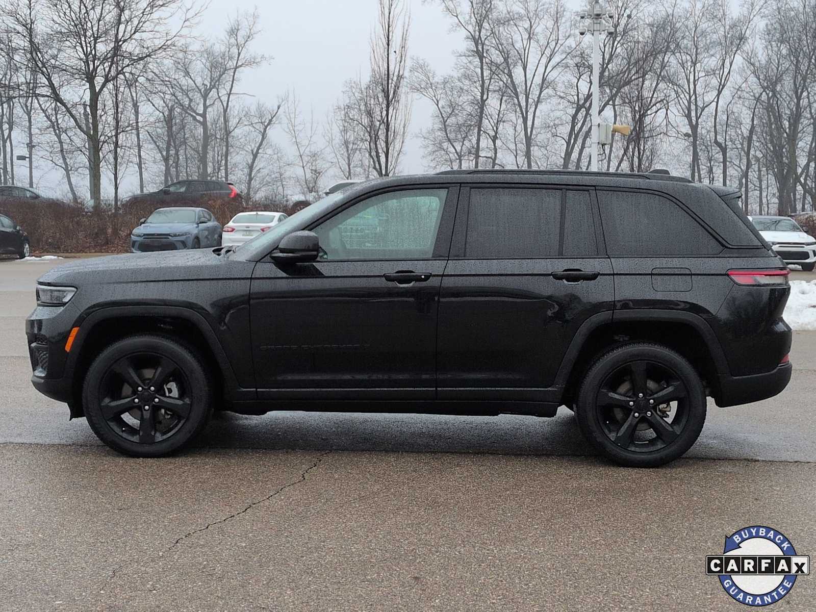 Thumbnail: 2024 Jeep Grand Cherokee - 11