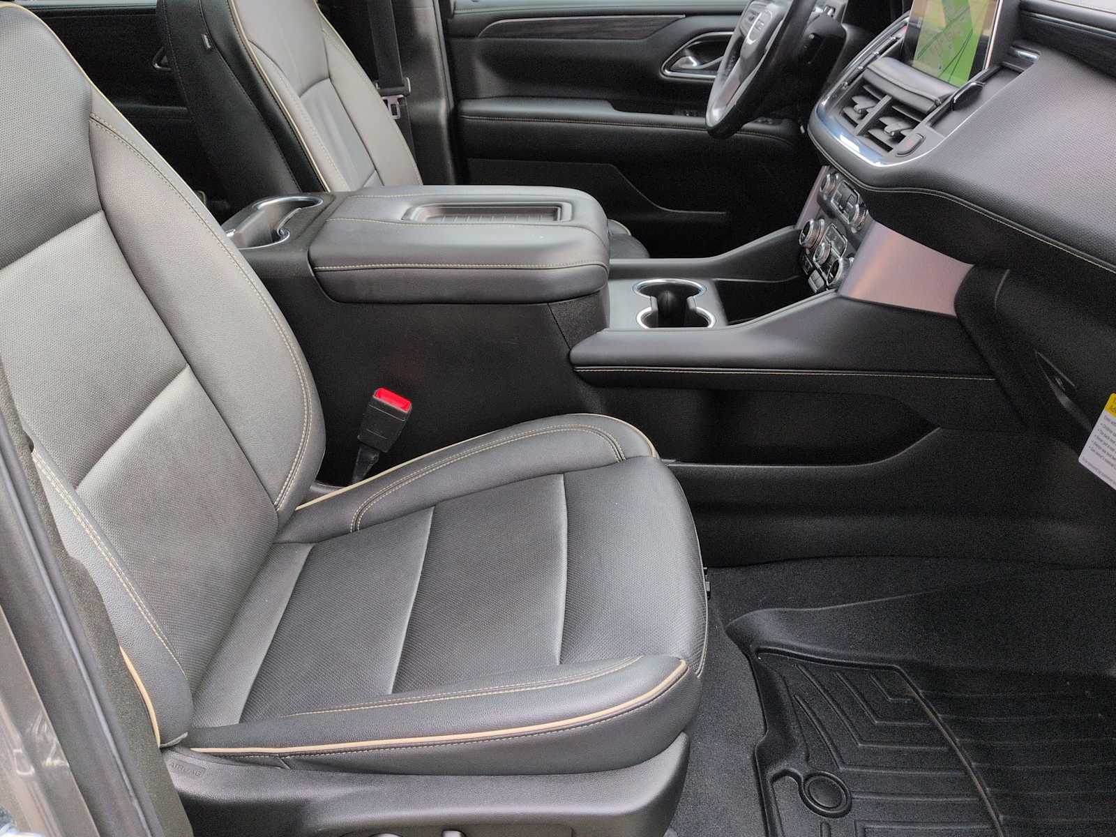 Thumbnail: 2022 GMC Yukon XL - 24