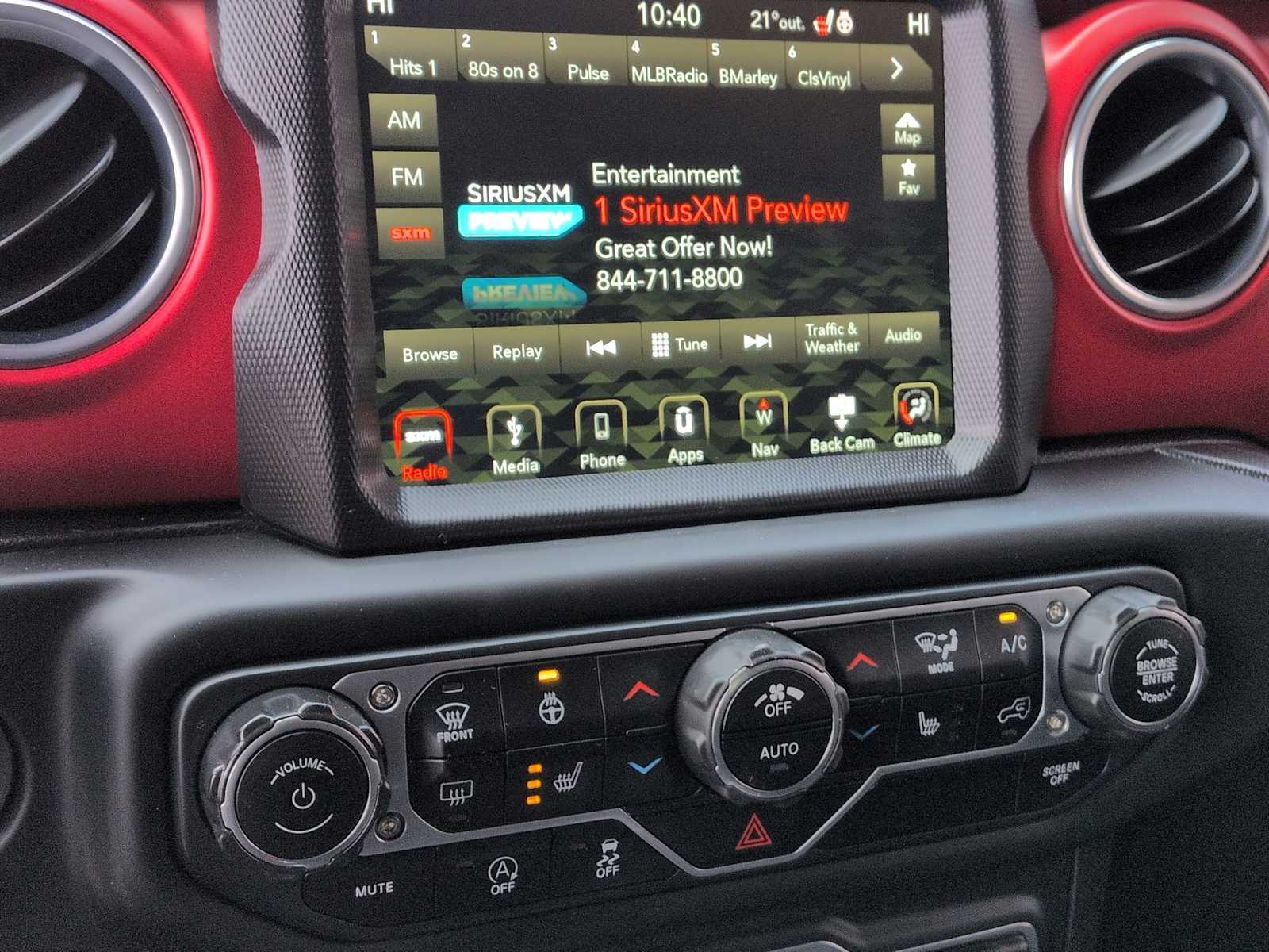 Thumbnail: 2018 Jeep Wrangler - 26