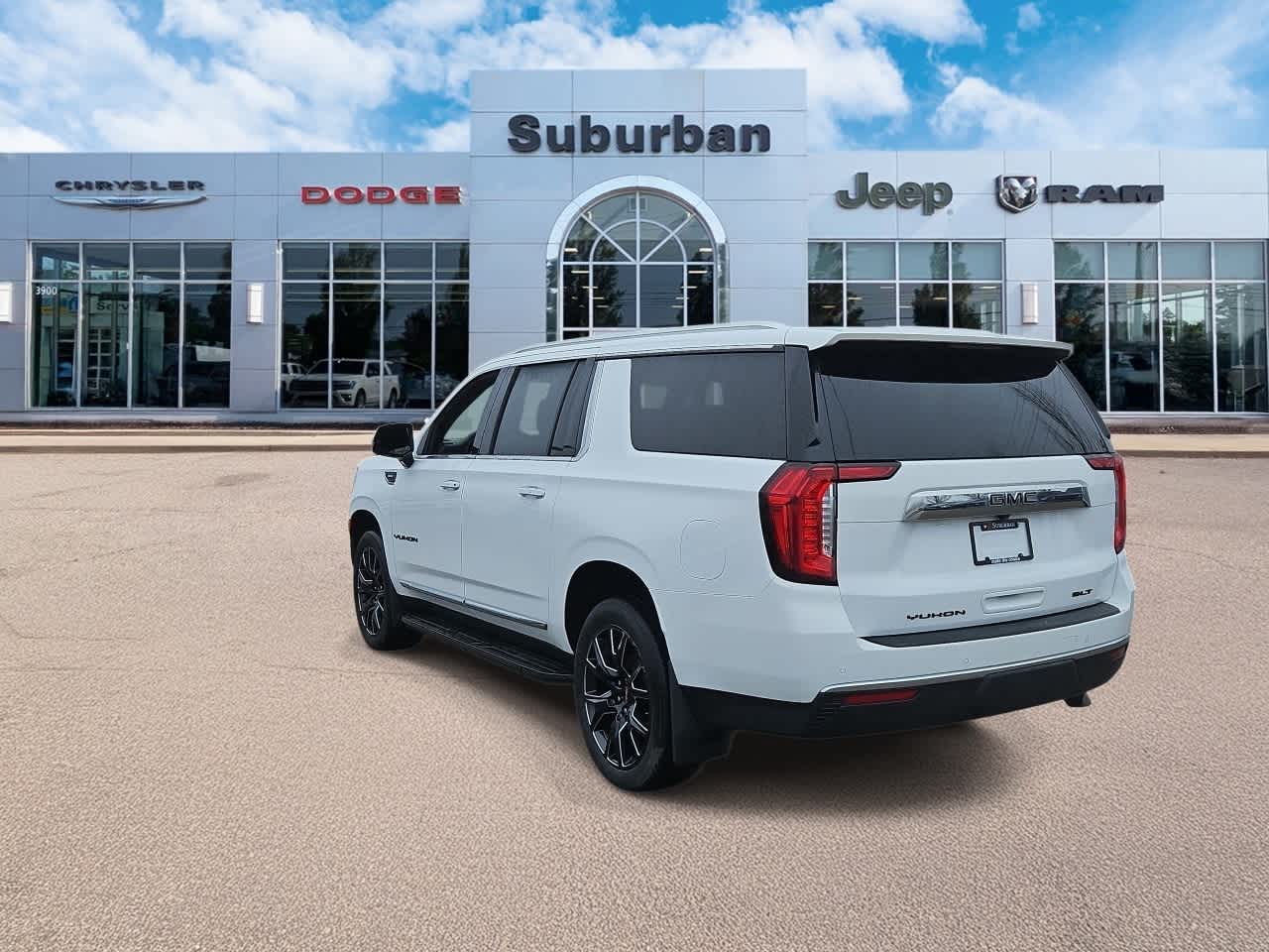 Thumbnail: 2024 GMC Yukon XL - 6