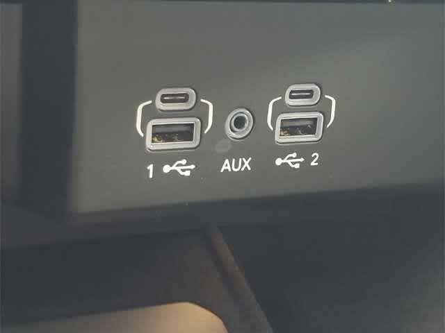 Thumbnail: 2025 Jeep Wagoneer - 35