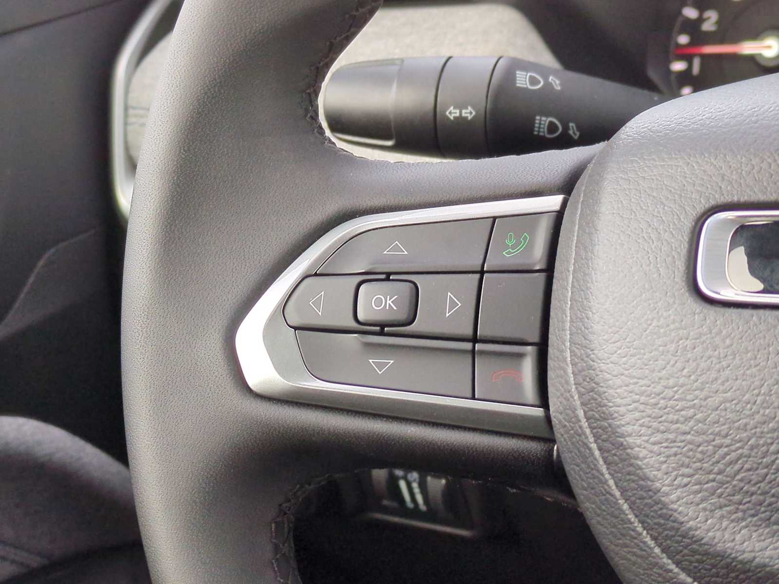 Thumbnail: 2025 Jeep Compass - 23