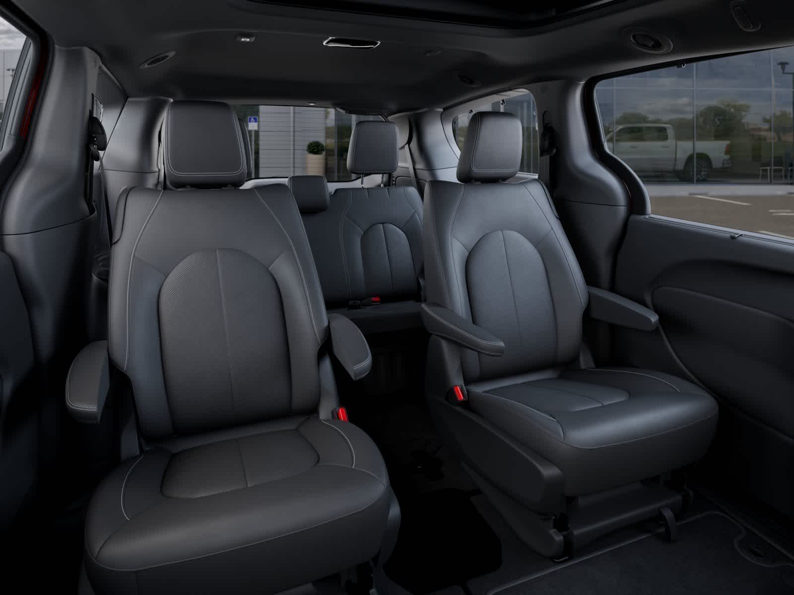 Thumbnail: 2027 Chrysler Pacifica - 15