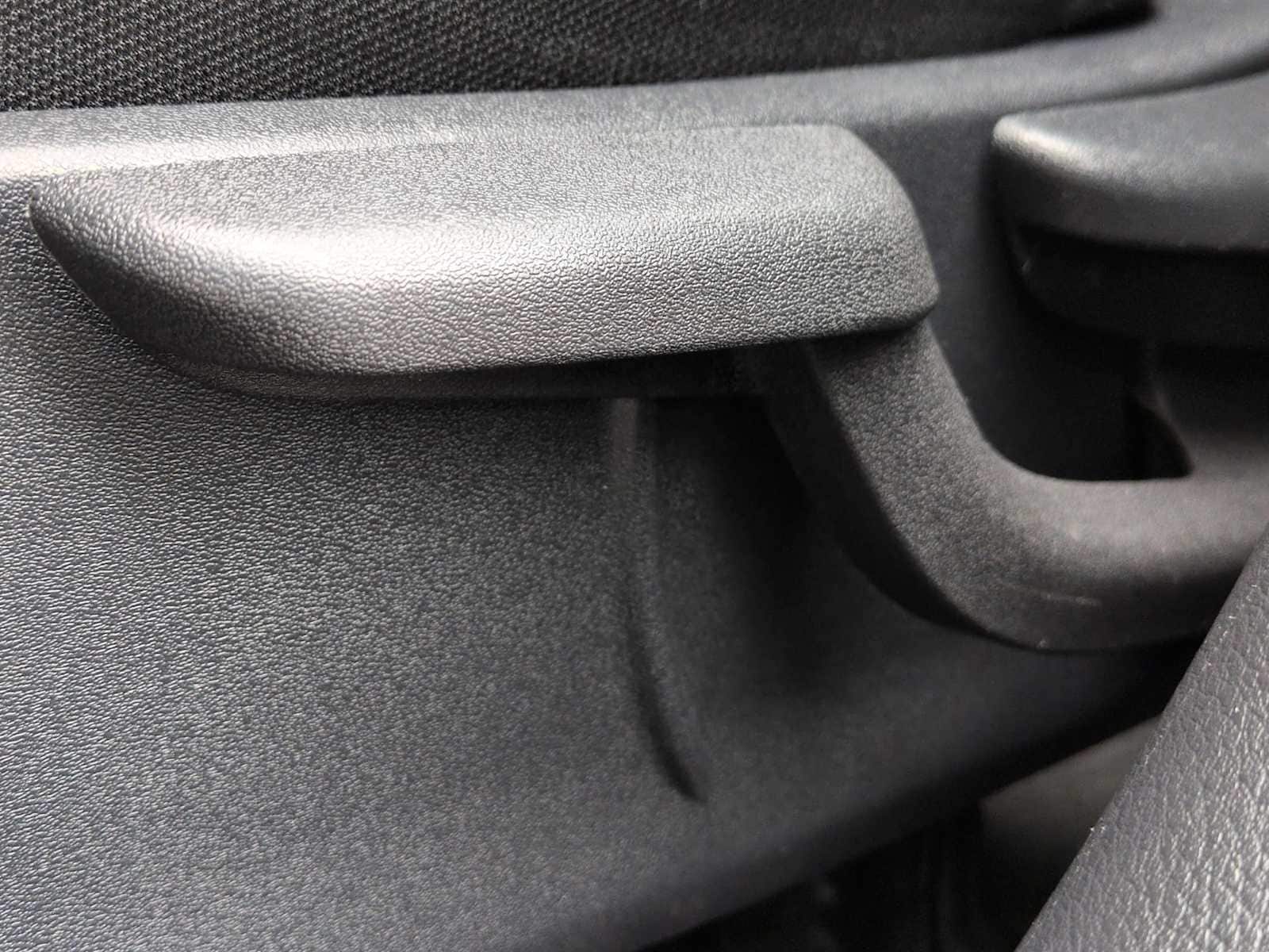 Thumbnail: 2023 Nissan Kicks - 16