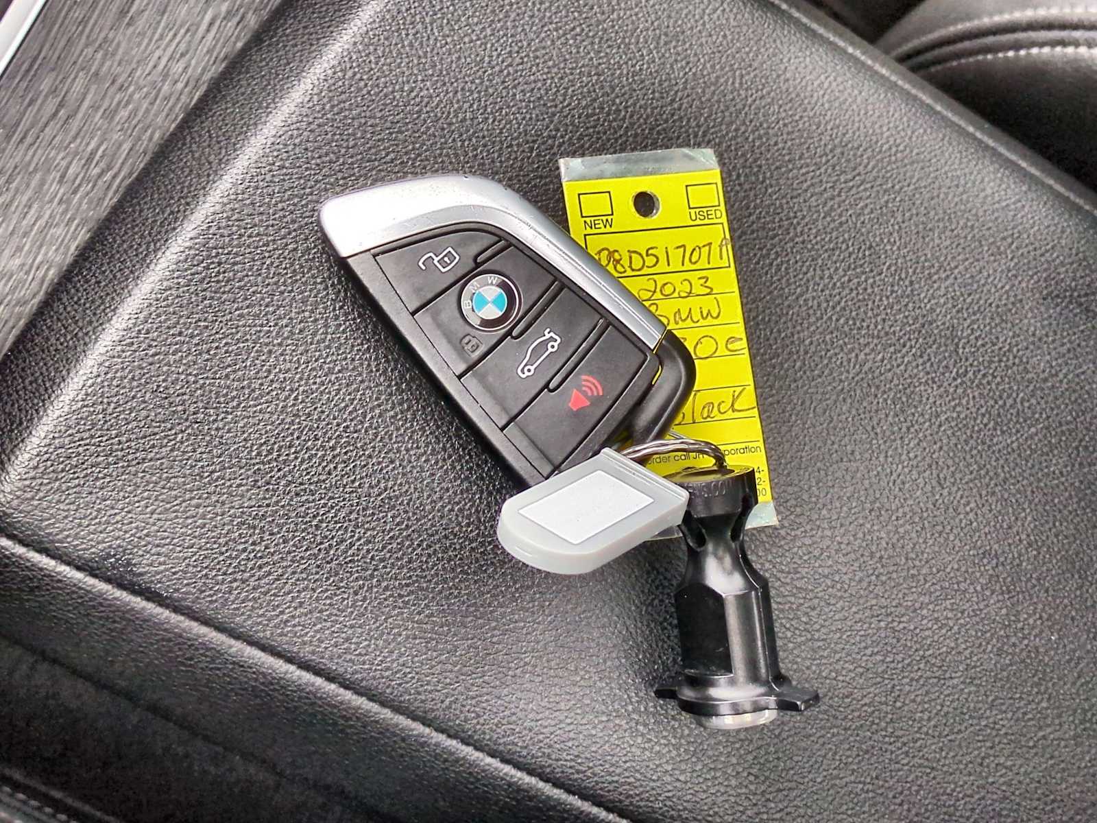 Thumbnail: 2023 BMW 3 Series - 36