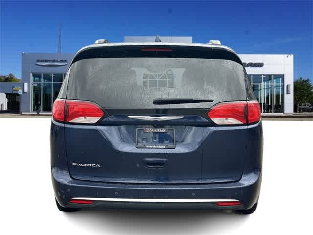 2018 Chrysler Pacifica Touring 6