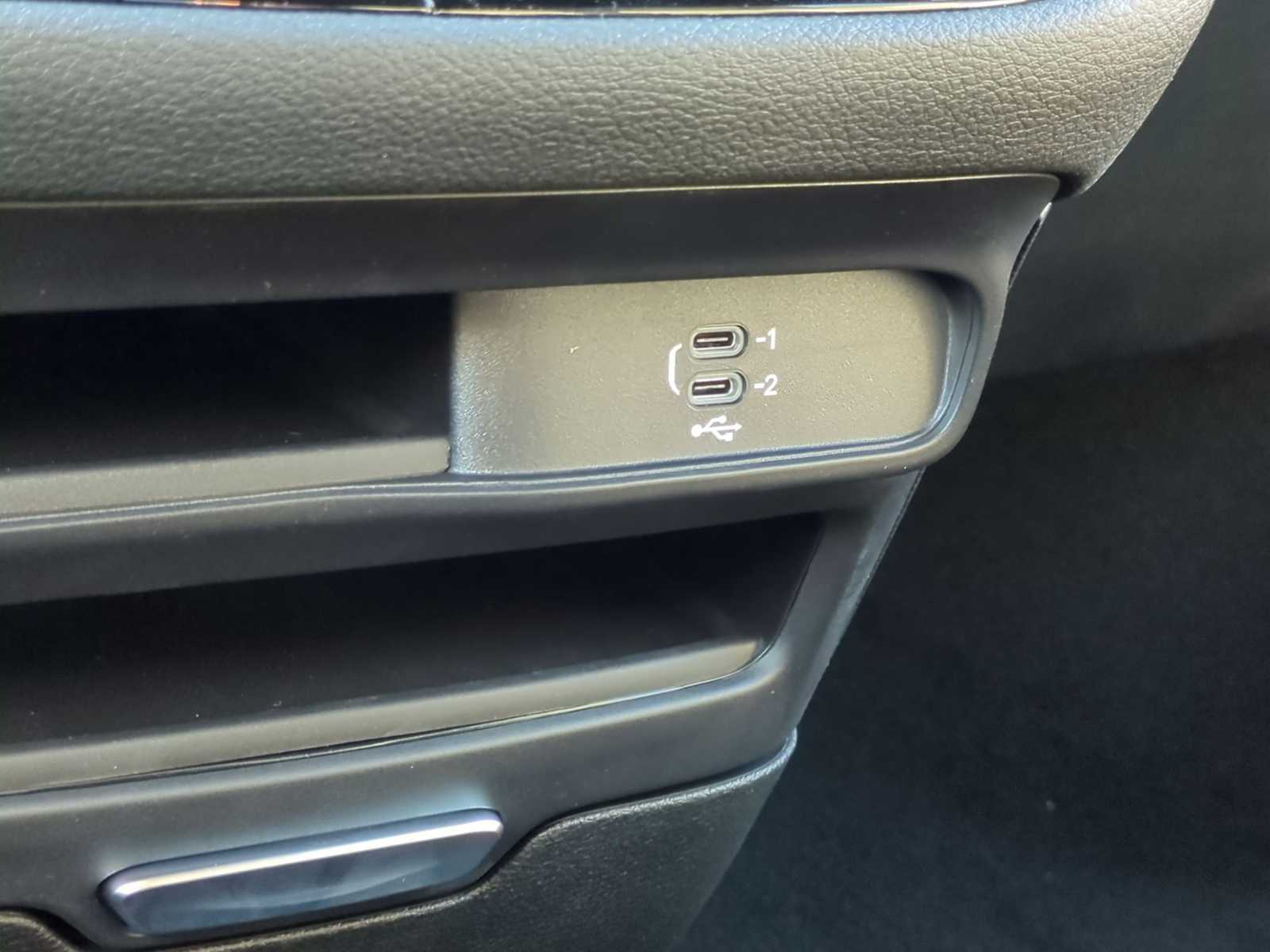 Thumbnail: 2026 Chrysler Pacifica - 30