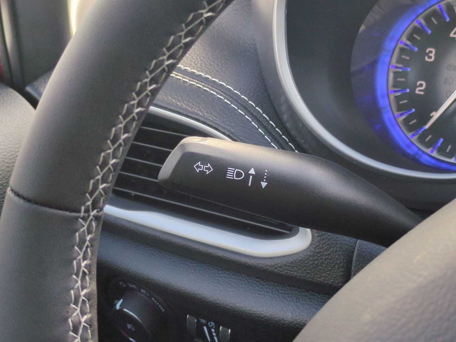 Thumbnail: 2026 Chrysler Pacifica - 26