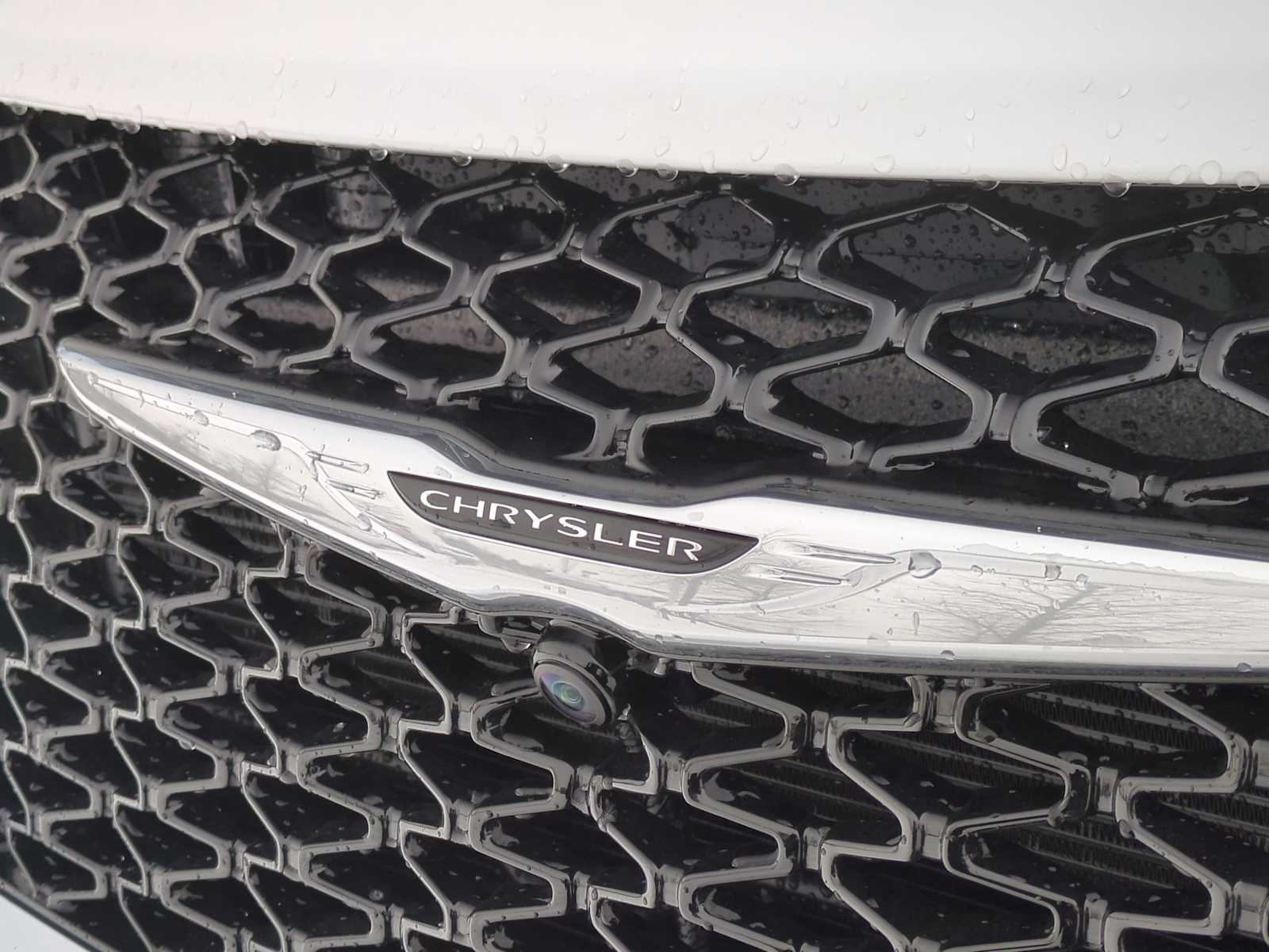 Thumbnail: 2026 Chrysler Pacifica - 12