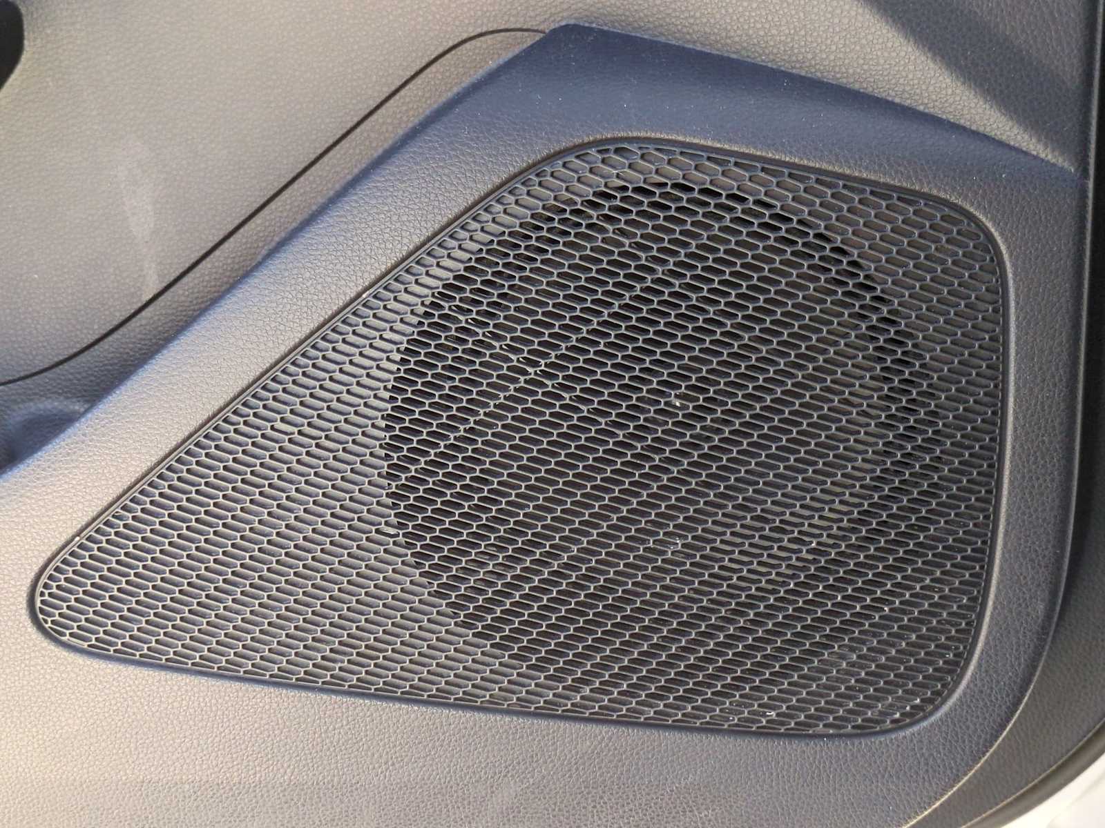 Thumbnail: 2020 Toyota Corolla - 30