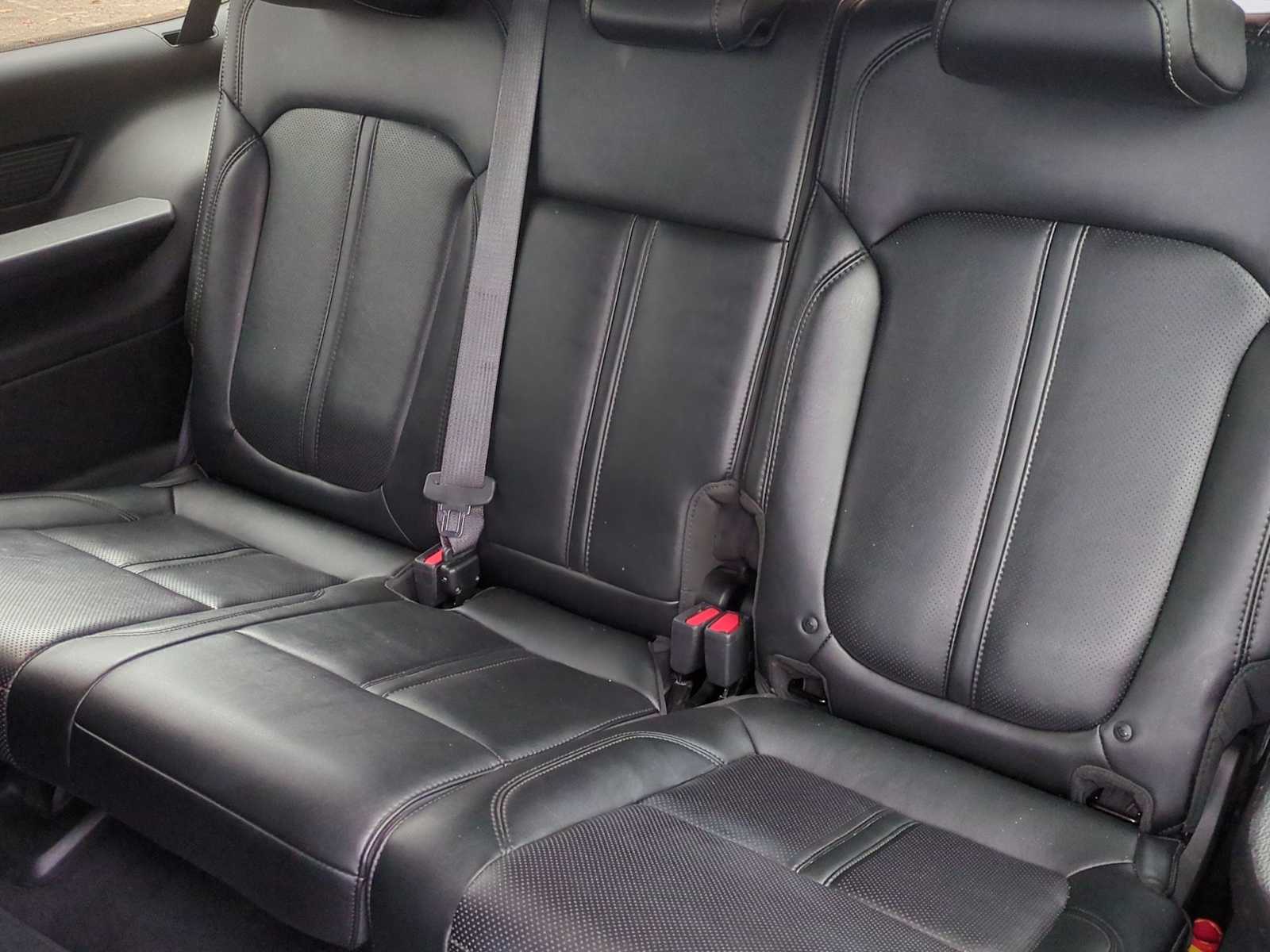 Thumbnail: 2024 Jeep Wagoneer - 38