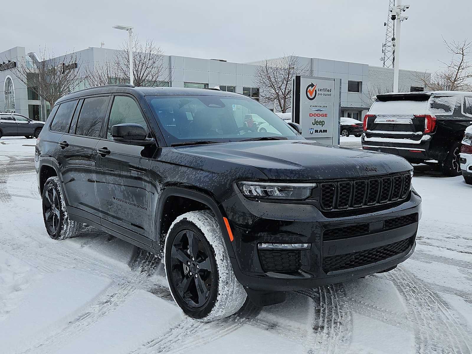 Thumbnail: 2025 Jeep Grand Cherokee L - 16