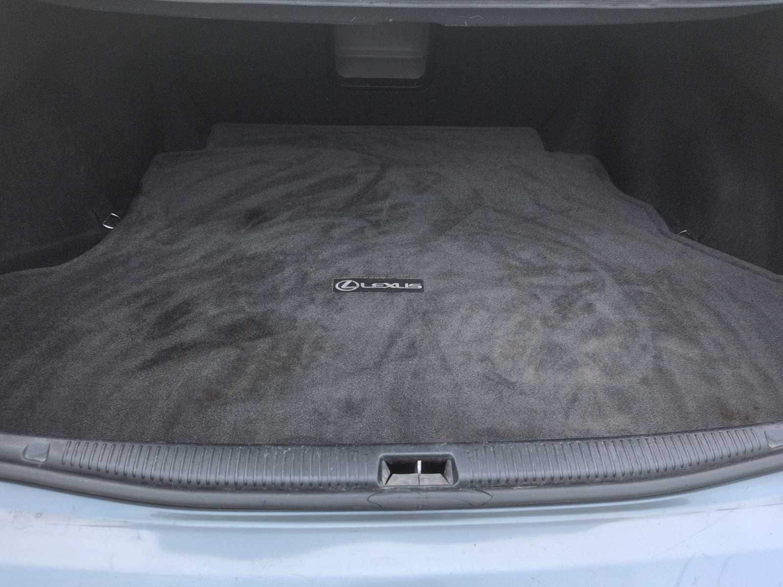 Thumbnail: 2005 Lexus ES - 33
