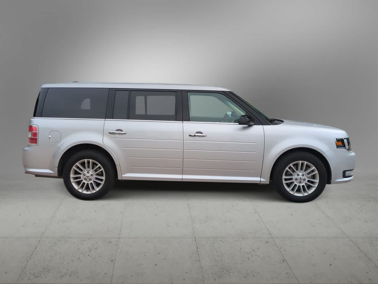 Thumbnail: 2019 Ford Flex - 9