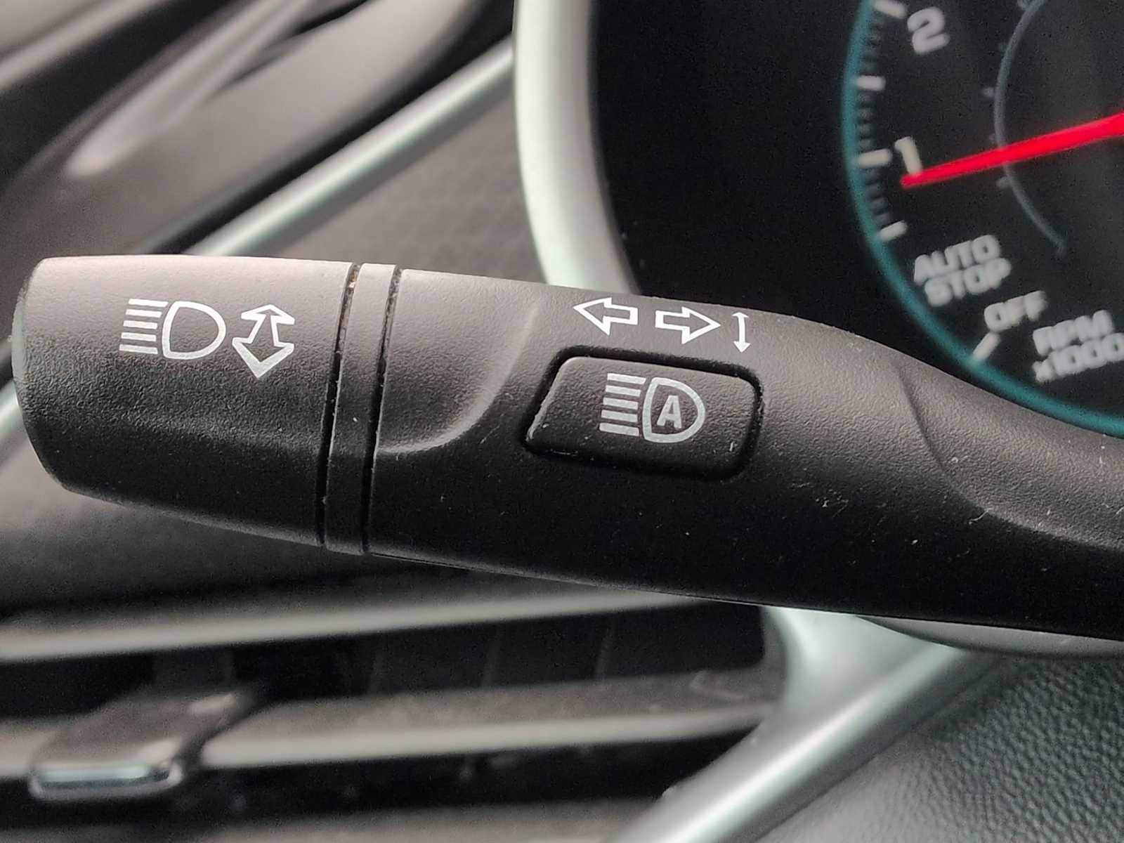 Thumbnail: 2023 Chevrolet Malibu - 33