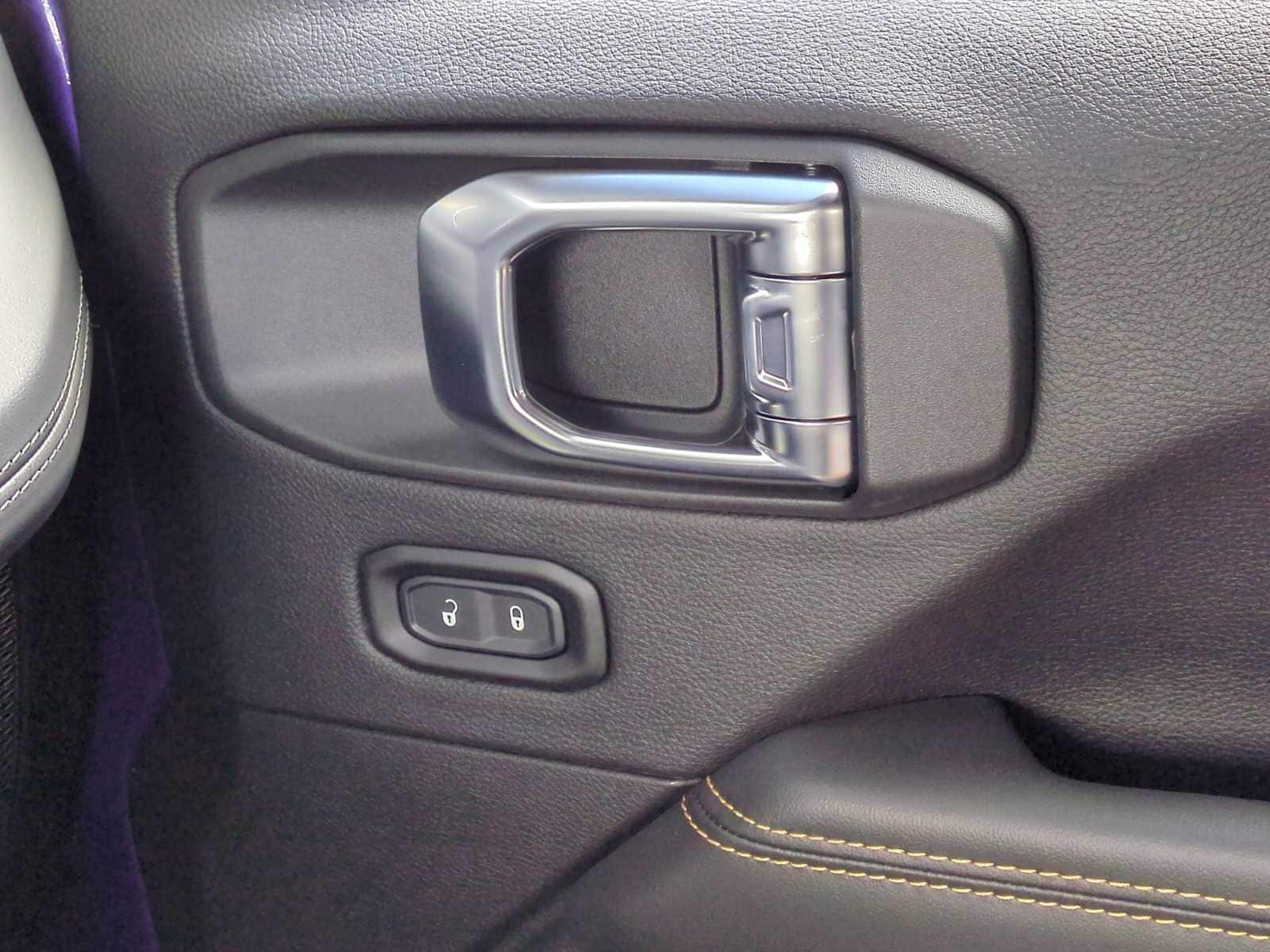 Thumbnail: 2026 Jeep Wrangler - 36