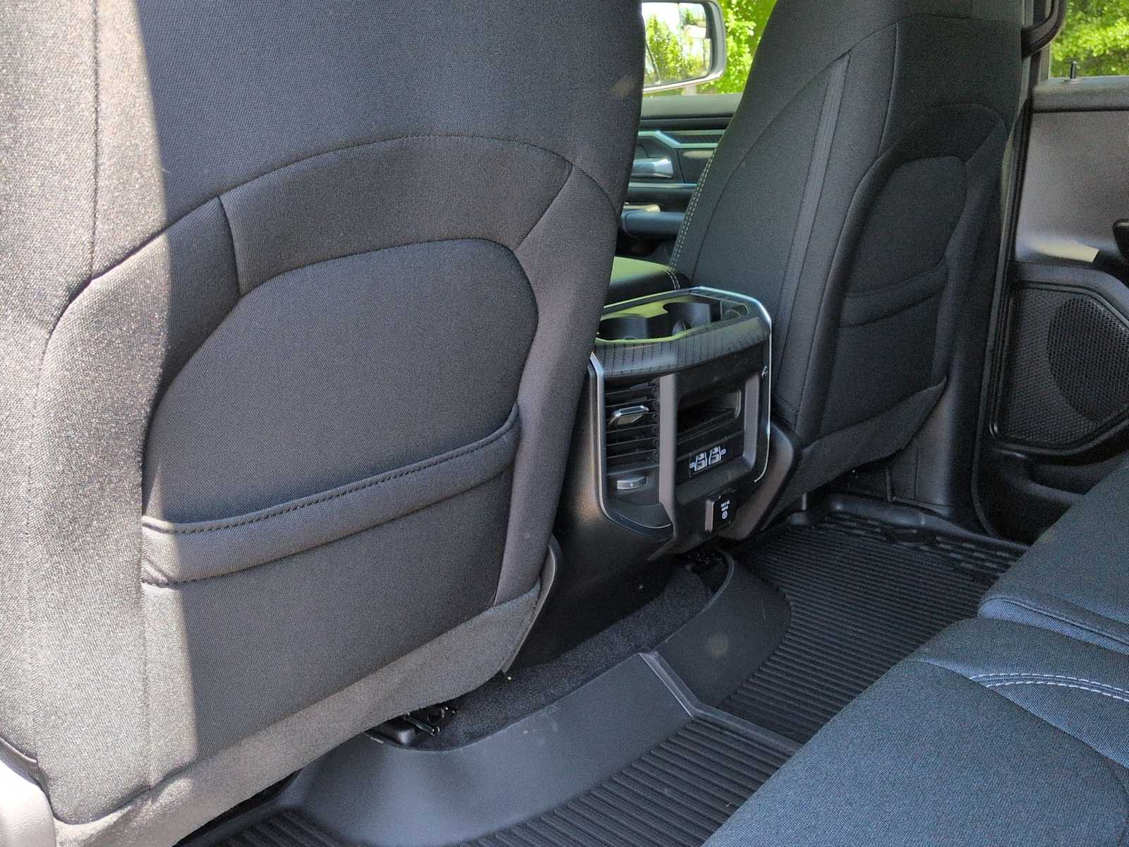Thumbnail: 2026 RAM 1500 - 18