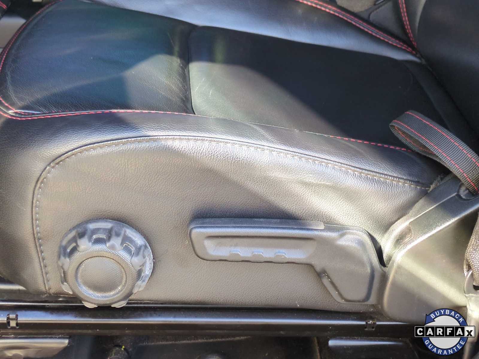 Thumbnail: 2018 Jeep Wrangler - 17