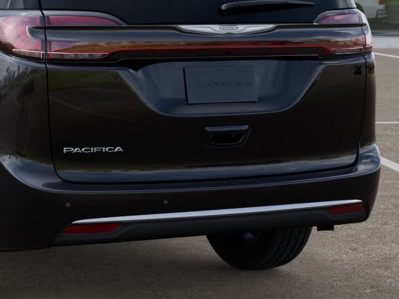 Thumbnail: 2026 Chrysler Pacifica - 13