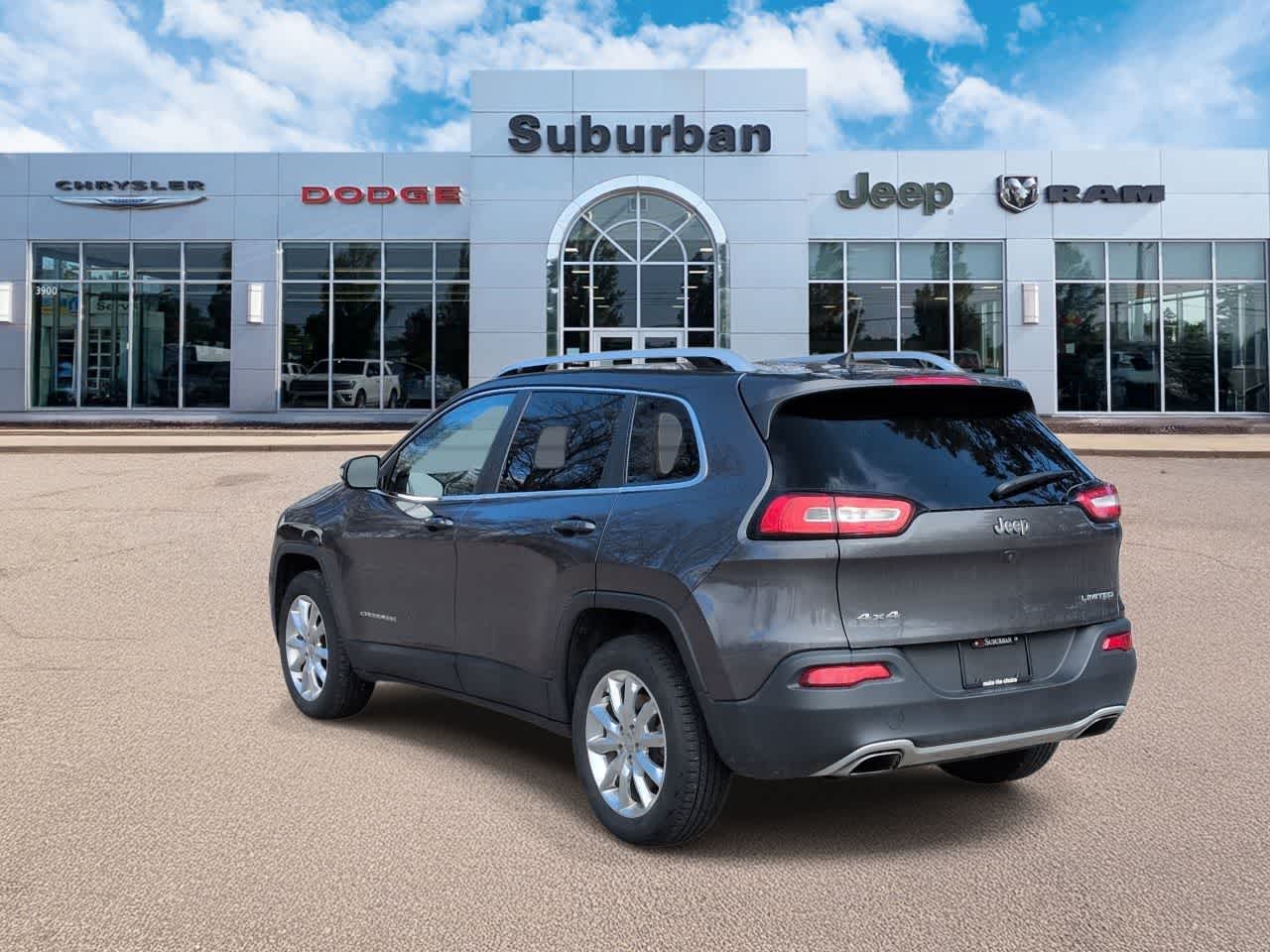 Thumbnail: 2017 Jeep Cherokee - 6