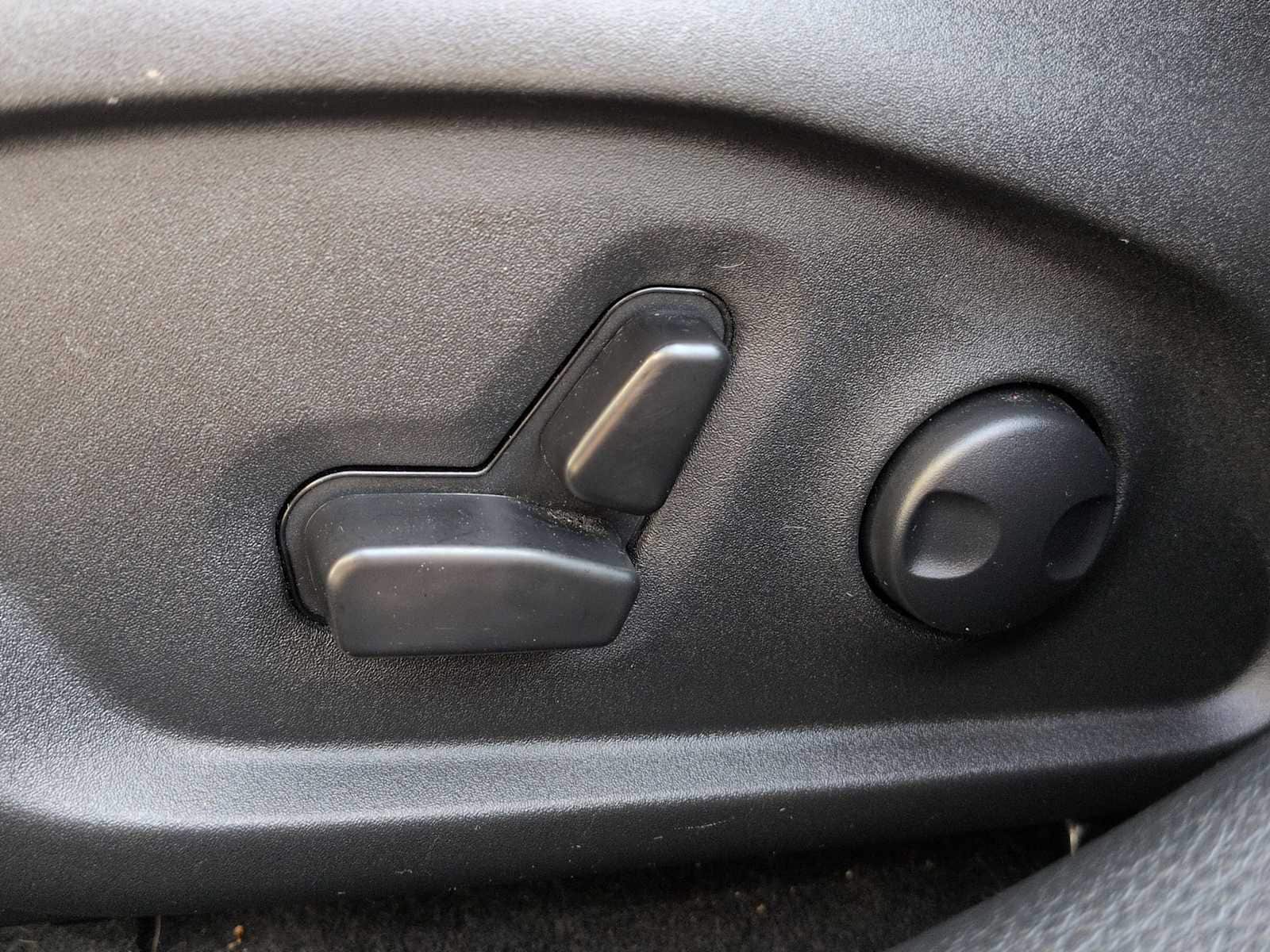 Thumbnail: 2024 Jeep Compass - 18