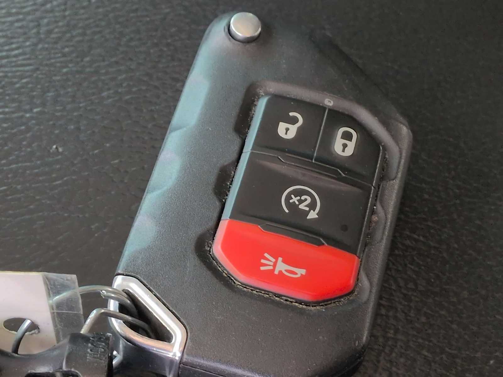 Thumbnail: 2018 Jeep Wrangler - 34