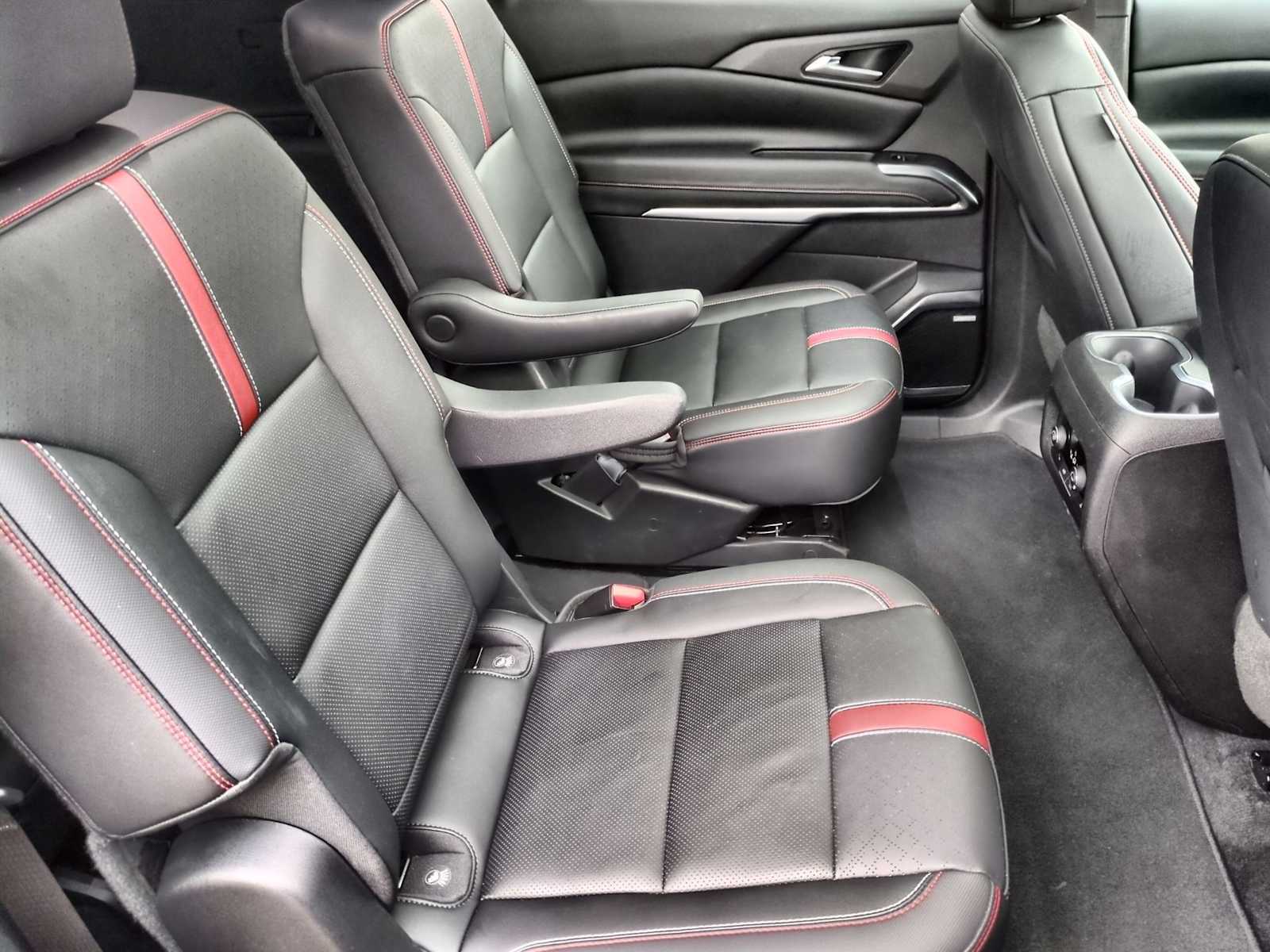 Thumbnail: 2024 Chevrolet Traverse - 21