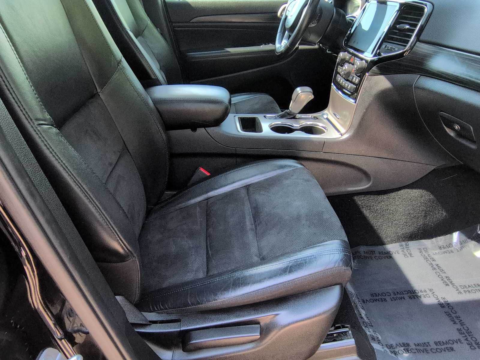 Thumbnail: 2019 Jeep Grand Cherokee - 24