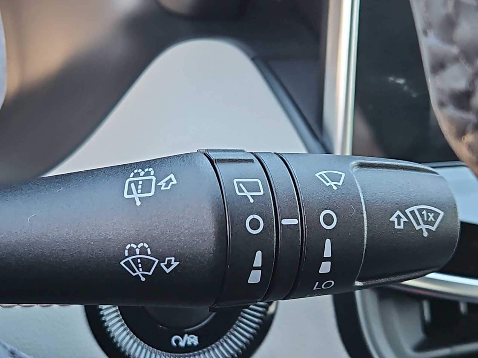 Thumbnail: 2023 Jeep Compass - 25