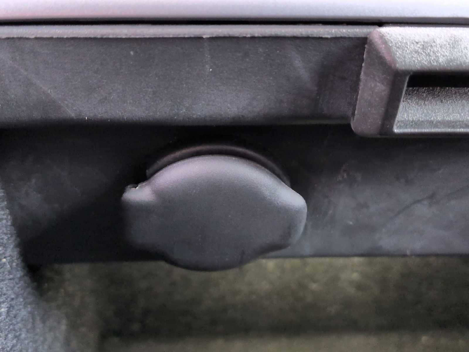 Thumbnail: 2022 Tesla Model Y - 33