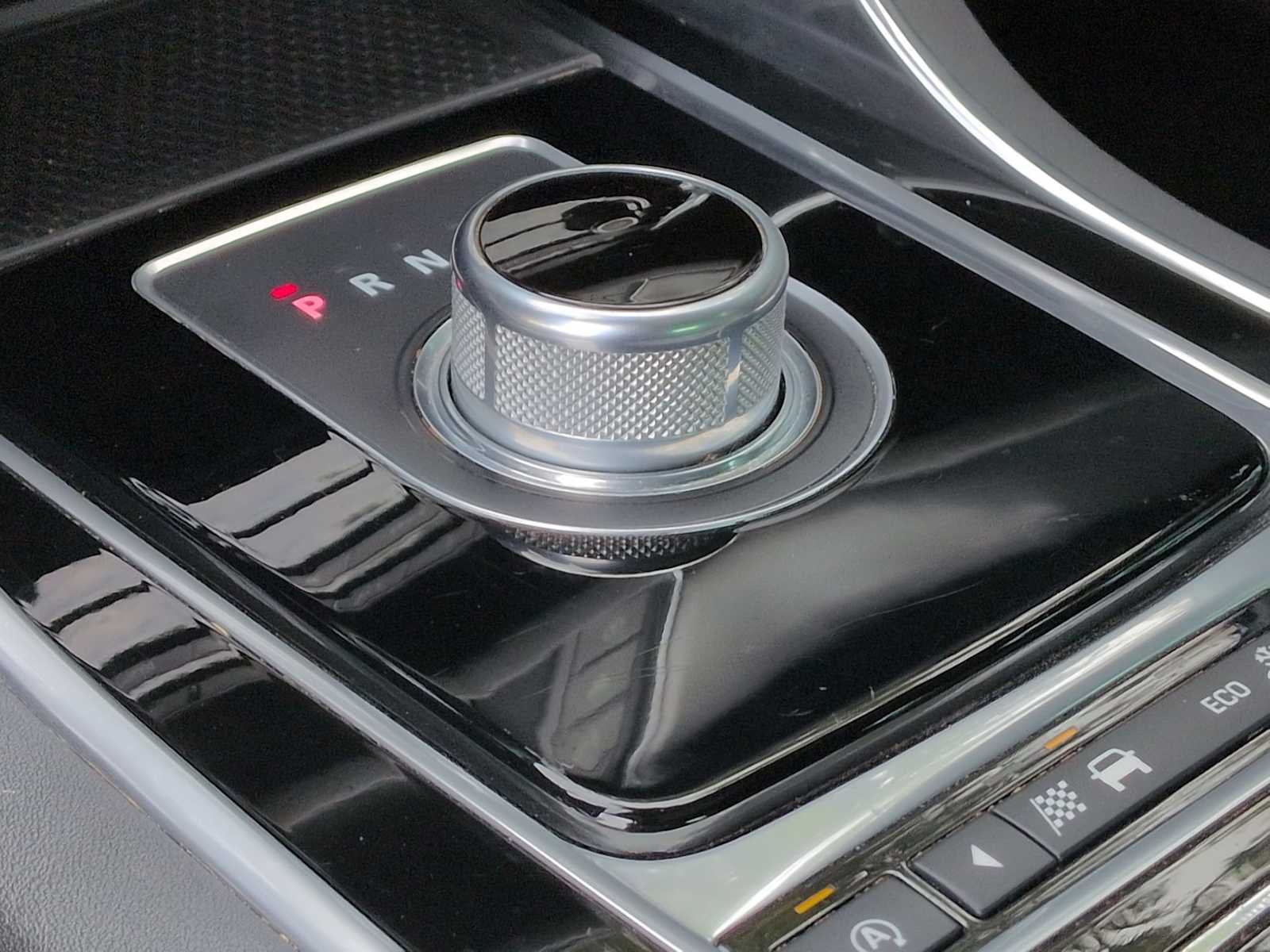 Thumbnail: 2016 Jaguar XF - 33