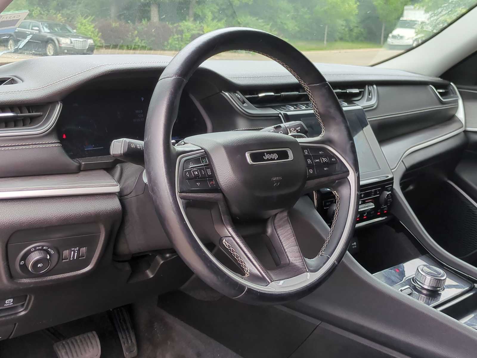 2021 Jeep Grand Cherokee L Limited Edition 10