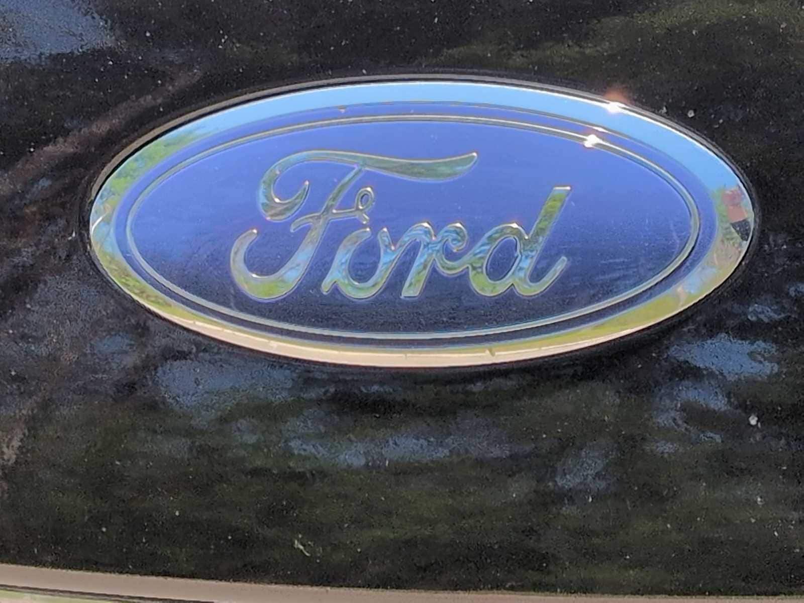 Thumbnail: 2021 Ford Escape - 11