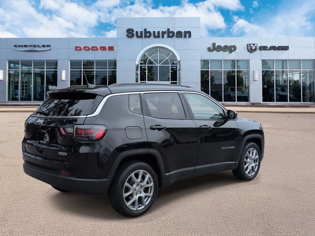 Thumbnail: 2022 Jeep Compass - 8