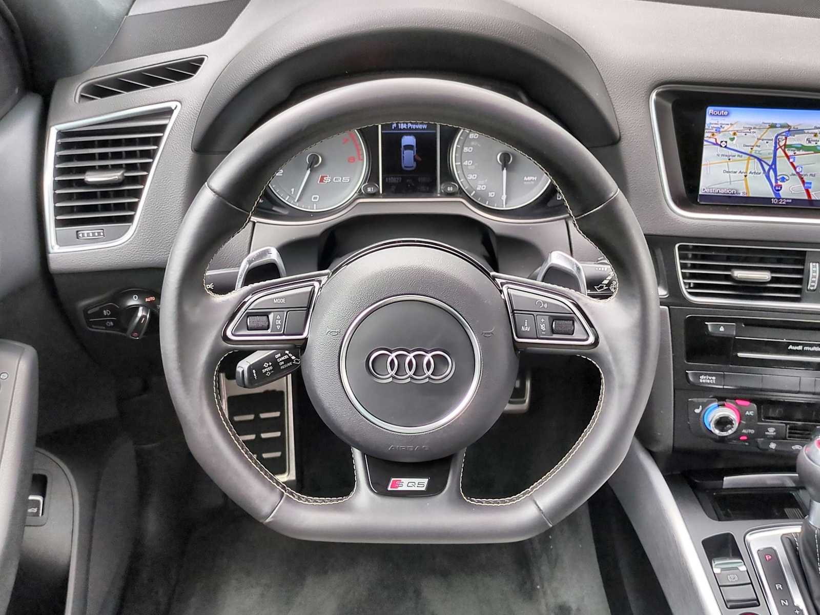 Thumbnail: 2015 Audi SQ5 - 25
