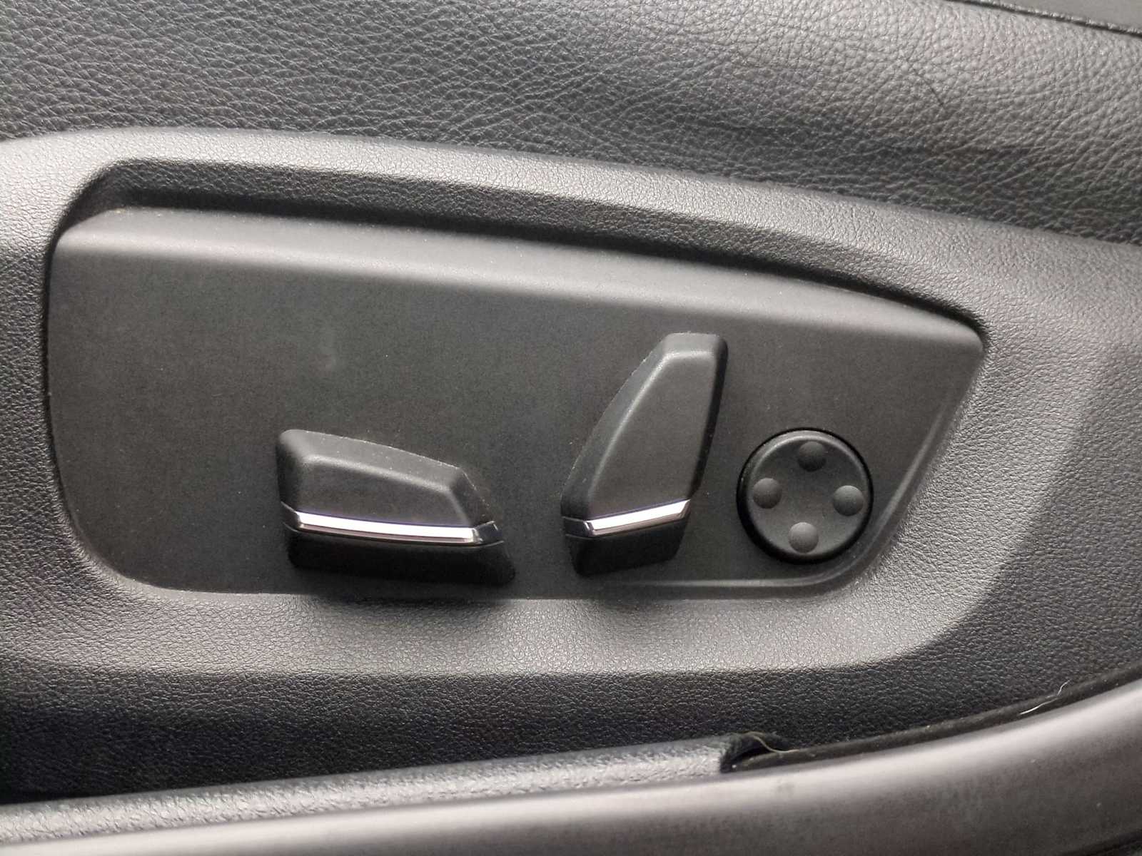 Thumbnail: 2016 BMW 5 Series - 17