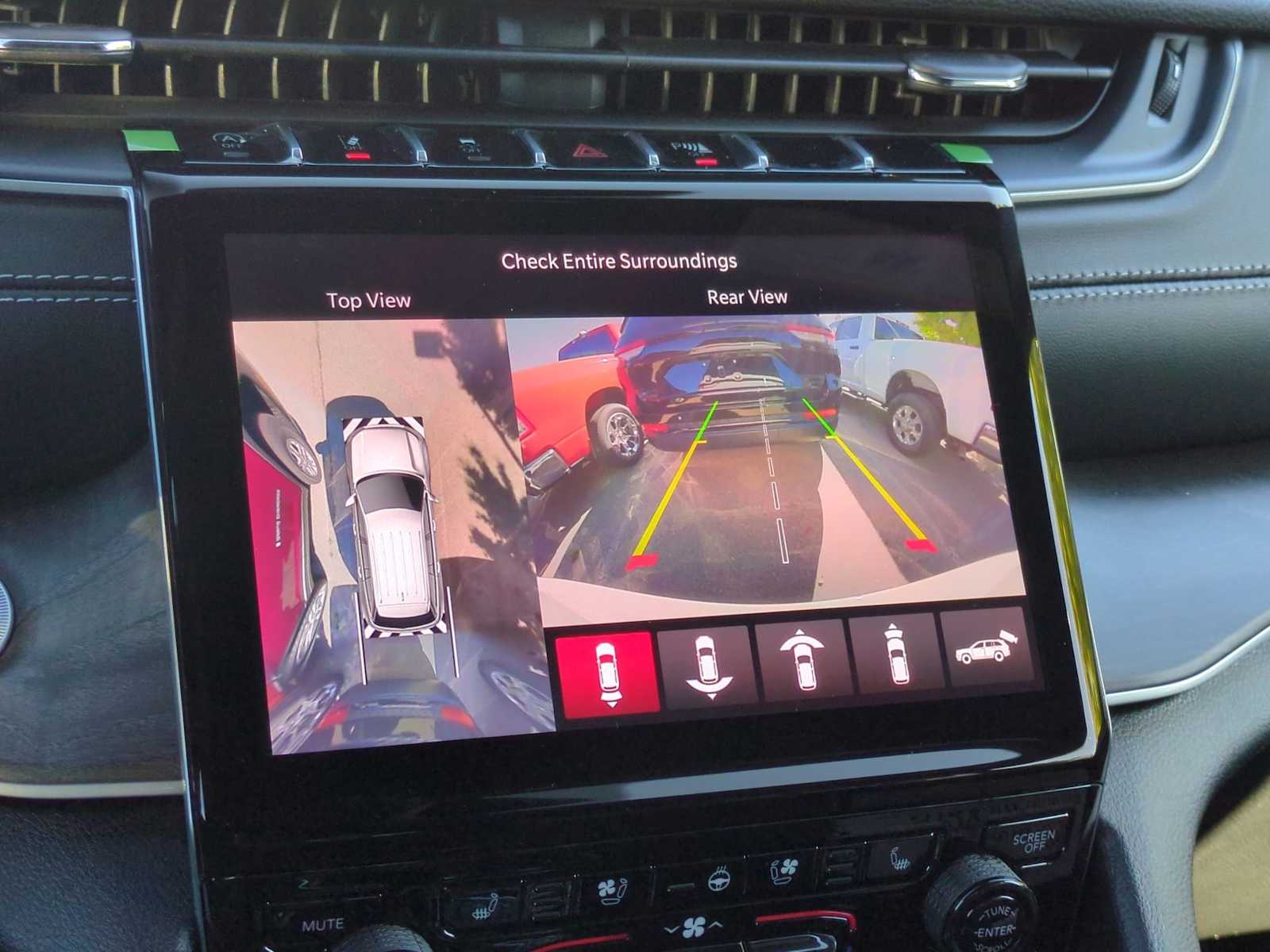 Thumbnail: 2025 Jeep Grand Cherokee - 31