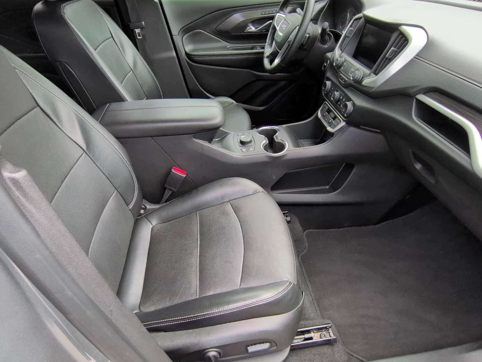 Thumbnail: 2023 GMC Terrain - 21