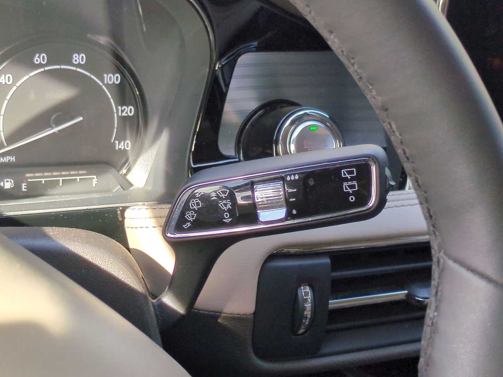 Thumbnail: 2022 Lincoln Corsair - 25