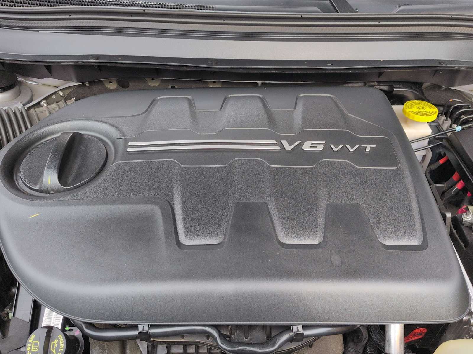 Thumbnail: 2020 Jeep Cherokee - 15