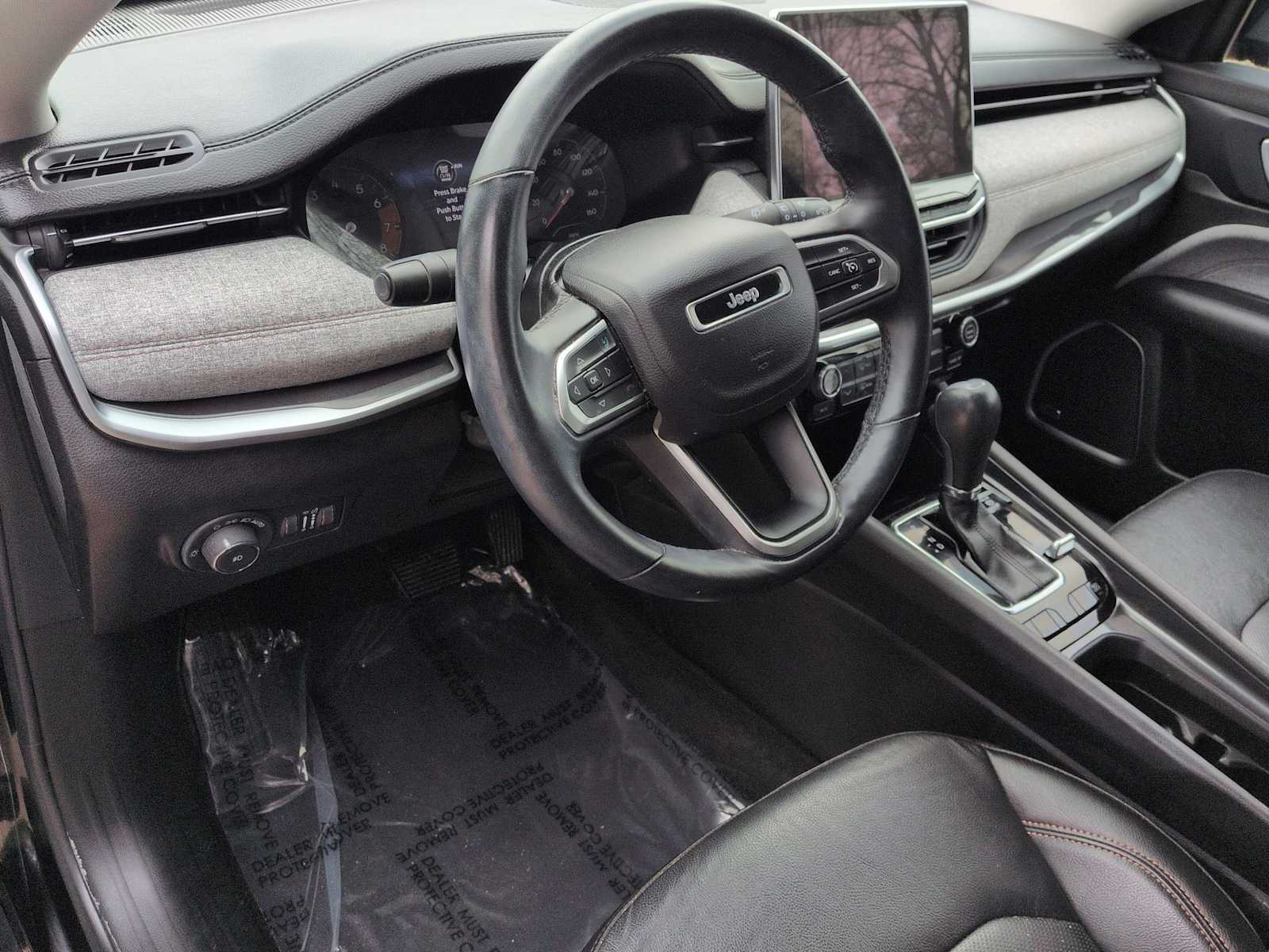 Thumbnail: 2022 Jeep Compass - 10