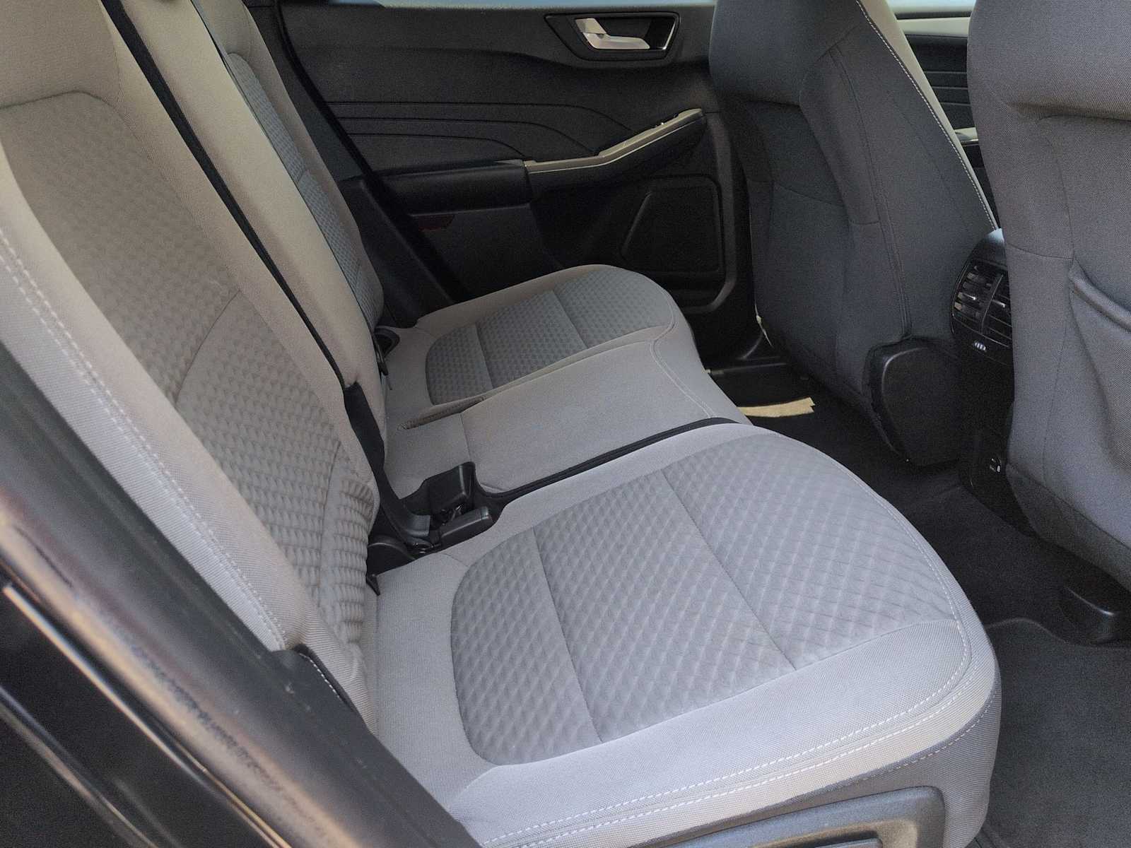 Thumbnail: 2021 Ford Escape - 18