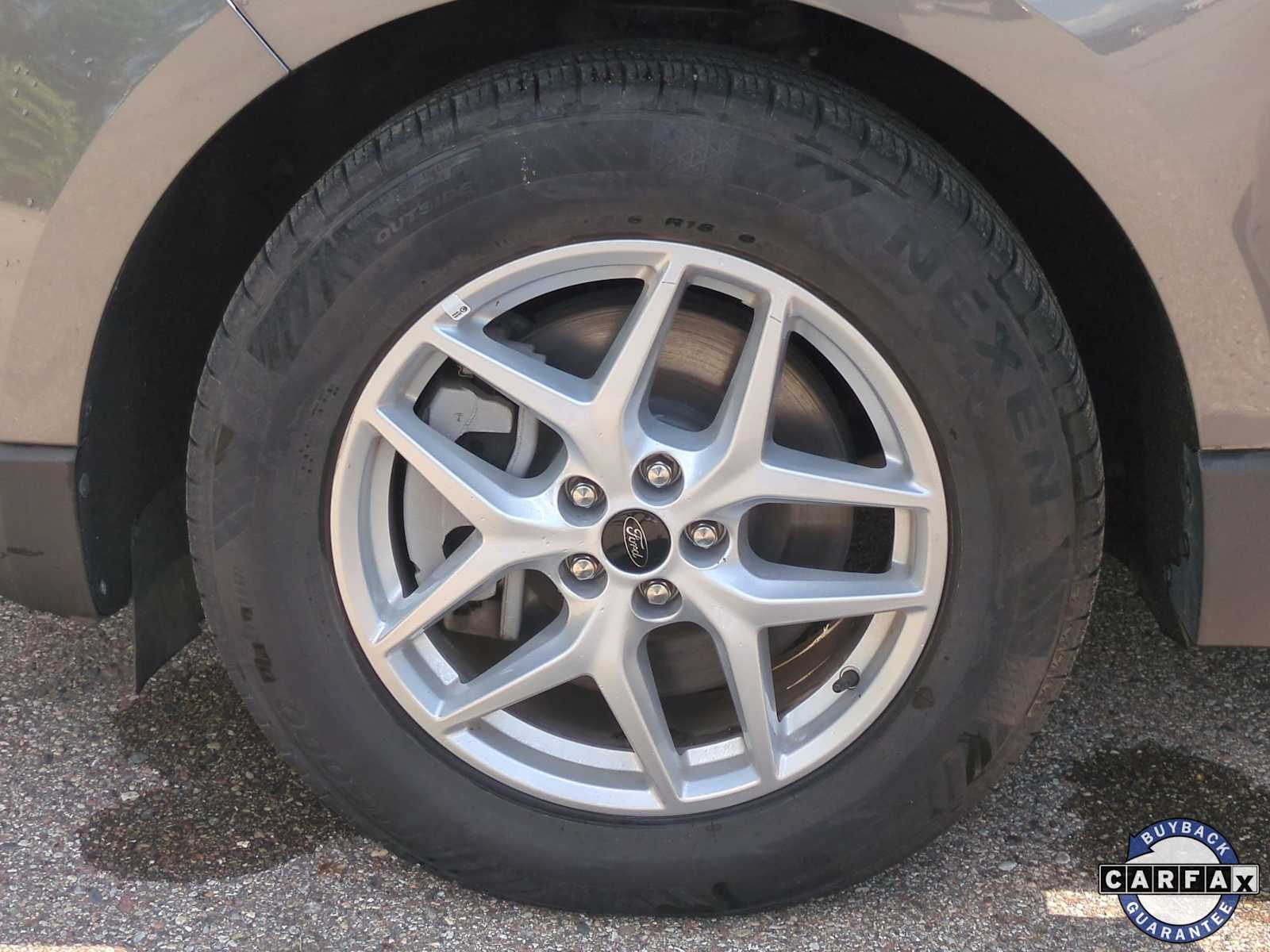 Thumbnail: 2023 Ford Edge - 14