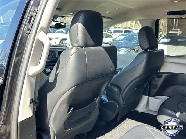 2019 Chrysler Pacifica Touring 17