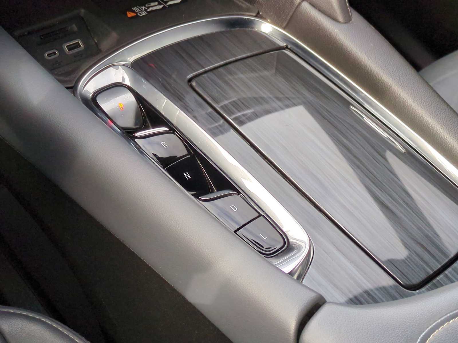 Thumbnail: 2024 Buick Enclave - 32