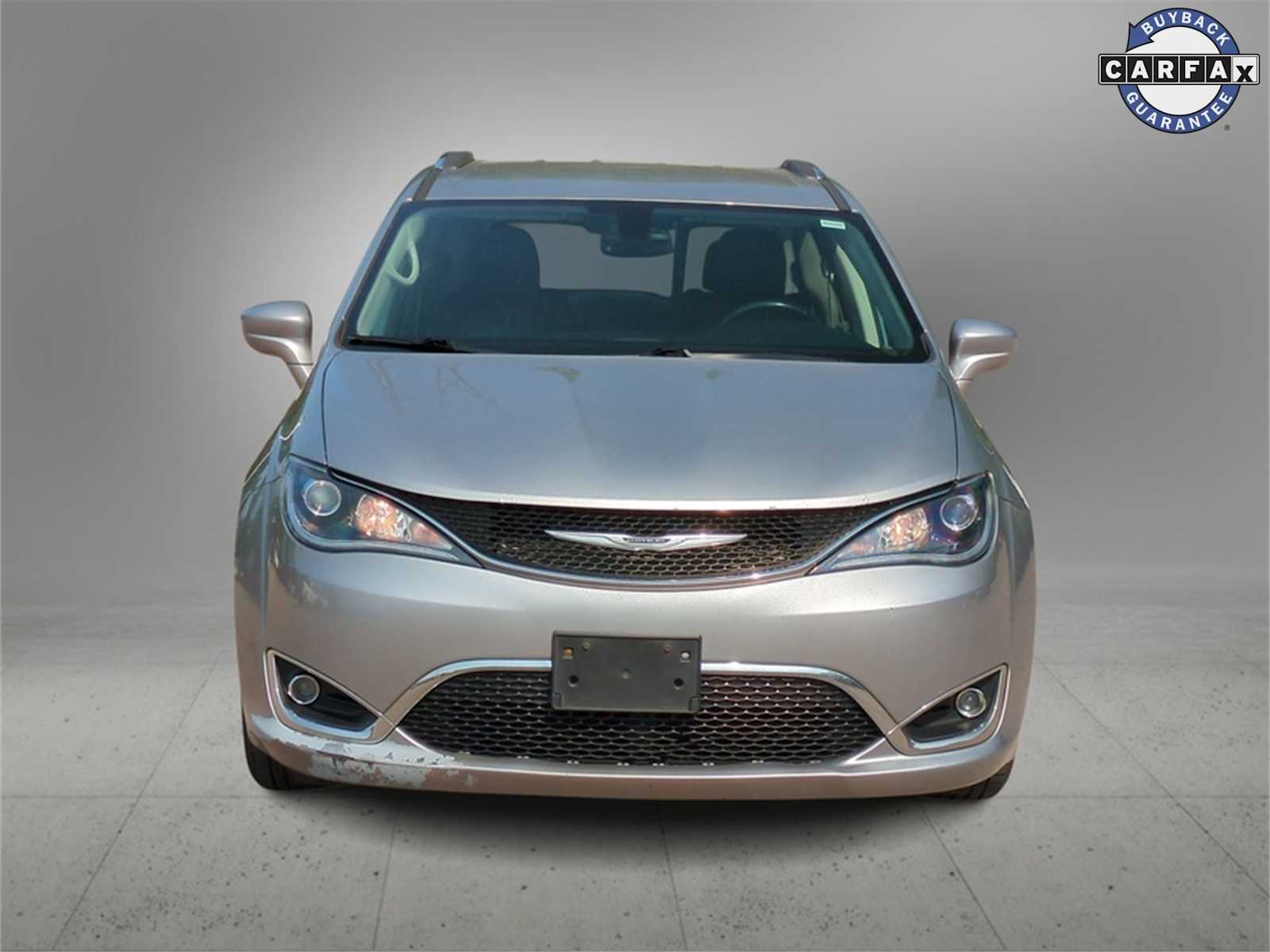 Thumbnail: 2019 Chrysler Pacifica - 3